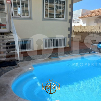 ADOSADO for sale in Palm Mar