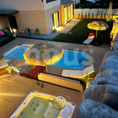 VILLA for sale in Amarilla Golf