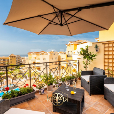 ATICO for sale in Los Cristianos