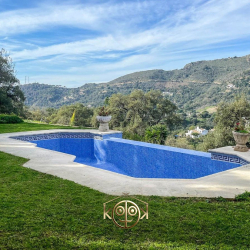 Villa - Detached